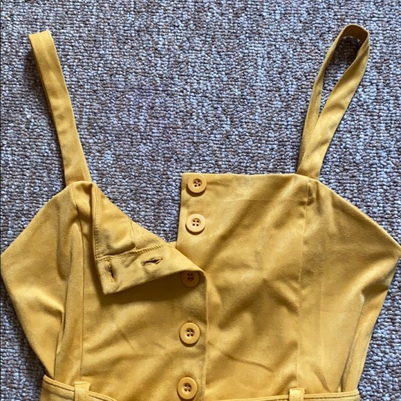Yellow romper - Picture 4 of 5